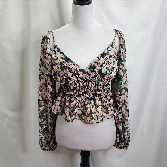 ASTR The Label Floral Puff Sleeve Peplum Top Size Large - Picture 1 of 9